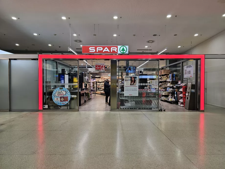 Супермаркет Spar, обществена част