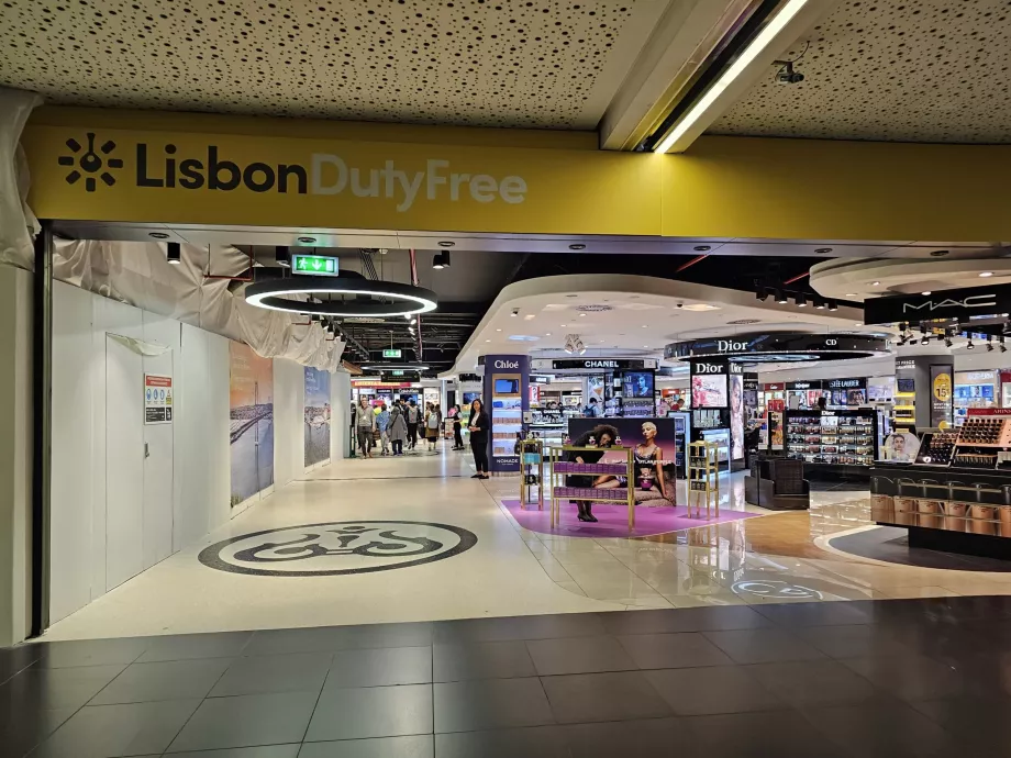 Безмитна зона, летище Lisbon Airport