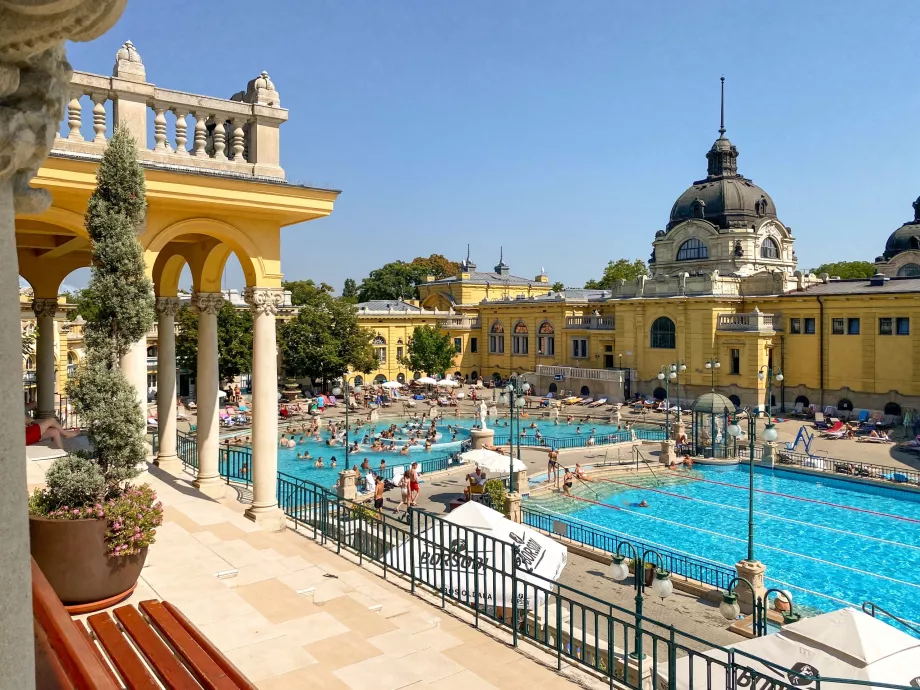 Общ изглед на Szechenyi