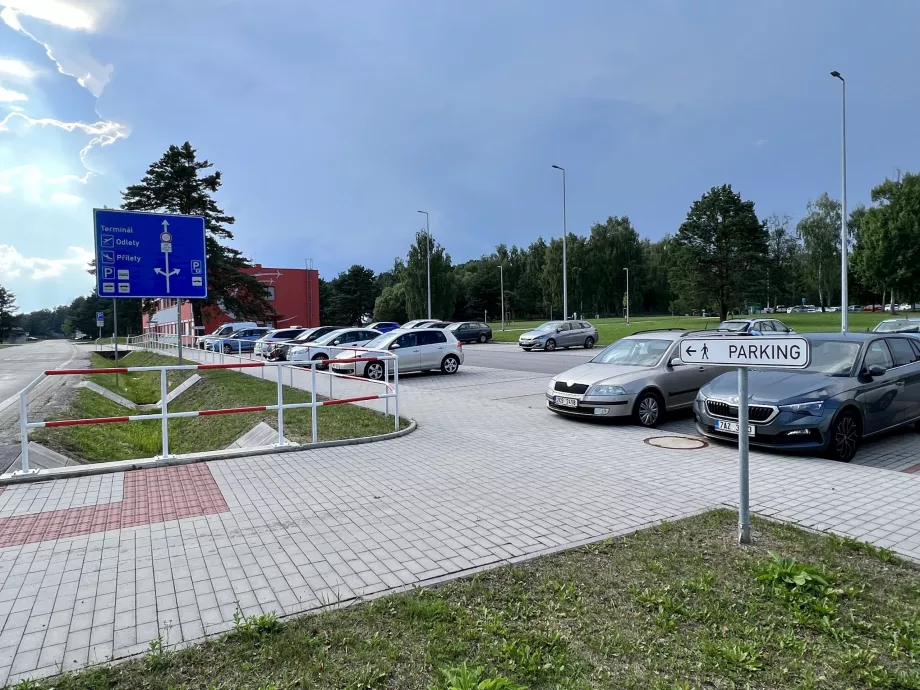 Паркинг на летище České Budějovice Airport