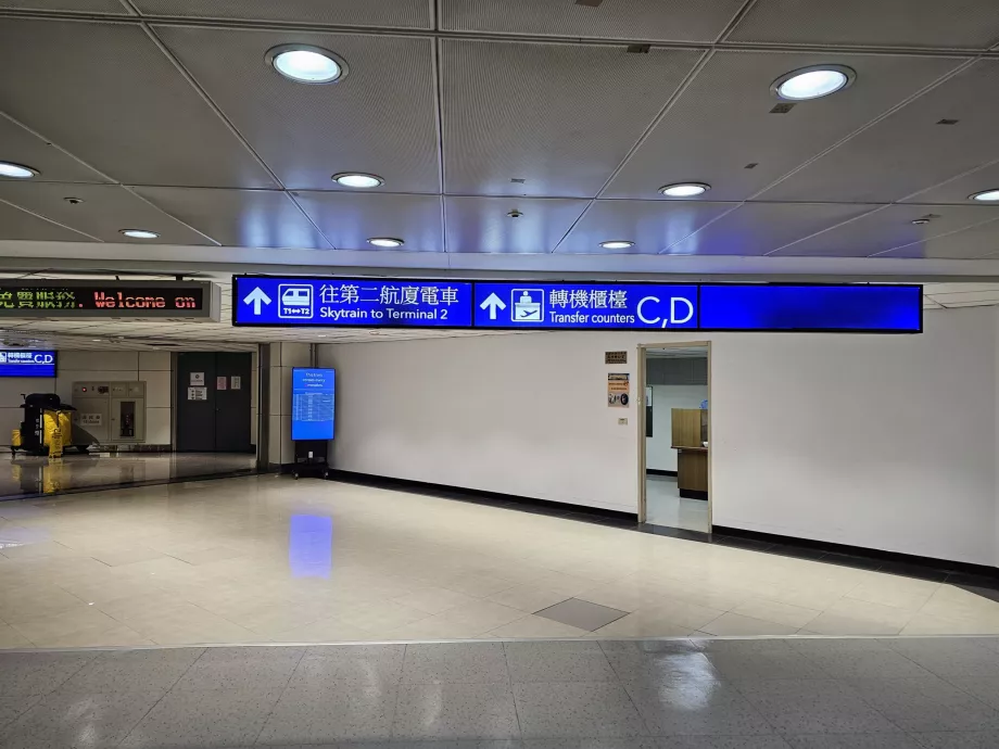 Transfer signs, TPE airport