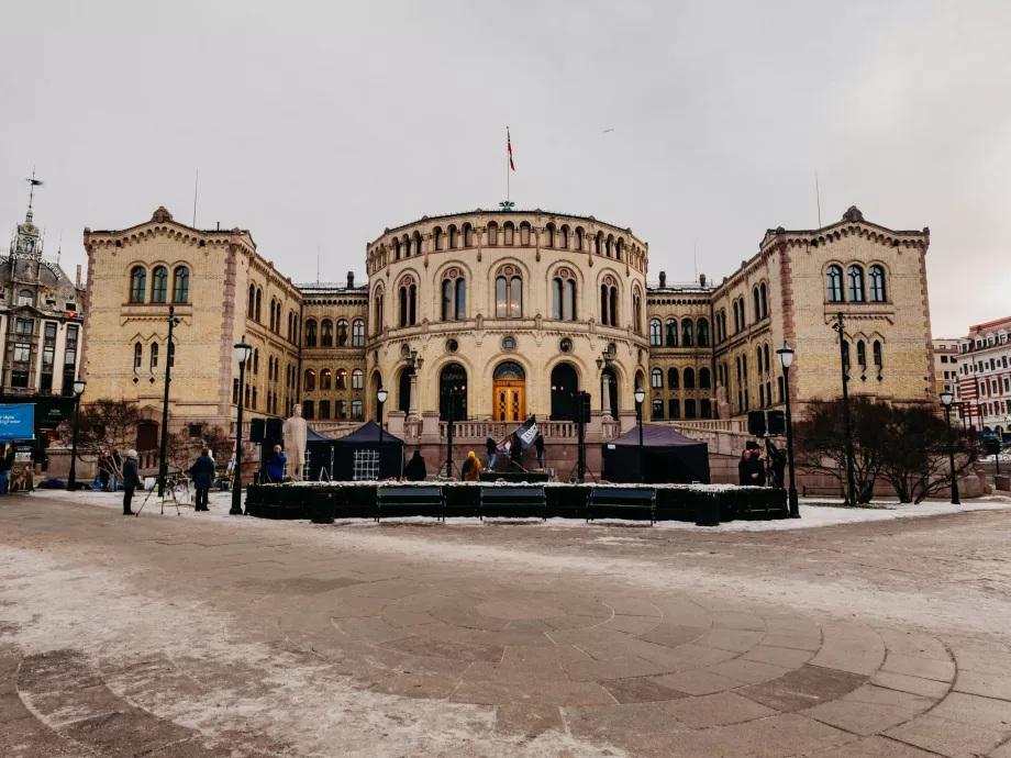 Сградата на парламента в Осло