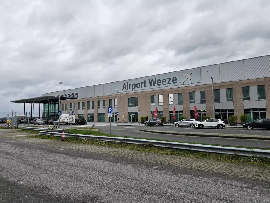 Терминал на летище Weeze