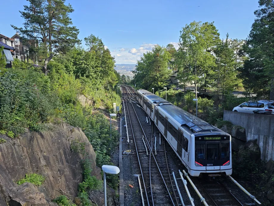 Метро Holmenkollen