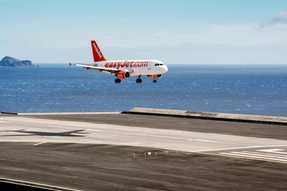 Летище Madeira Airport - кацане