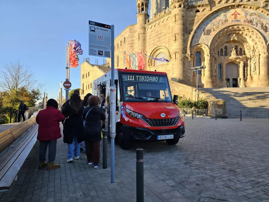 Автобус до Tibidabo