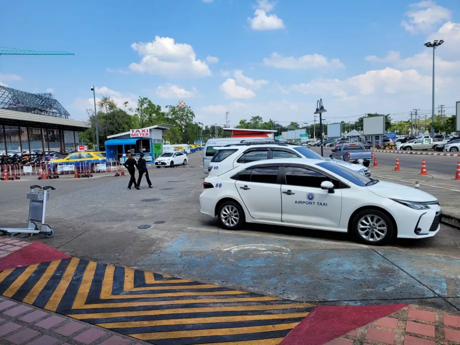 Taxi to Chiang Mai Airport