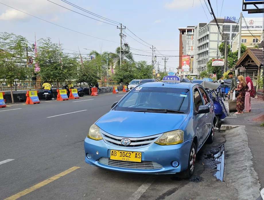 Такси Yogyakarta