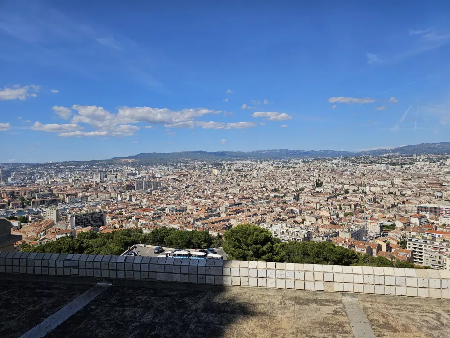 Изглед от Notre Dame de la Garde