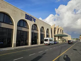Терминал на летище Malta Airport