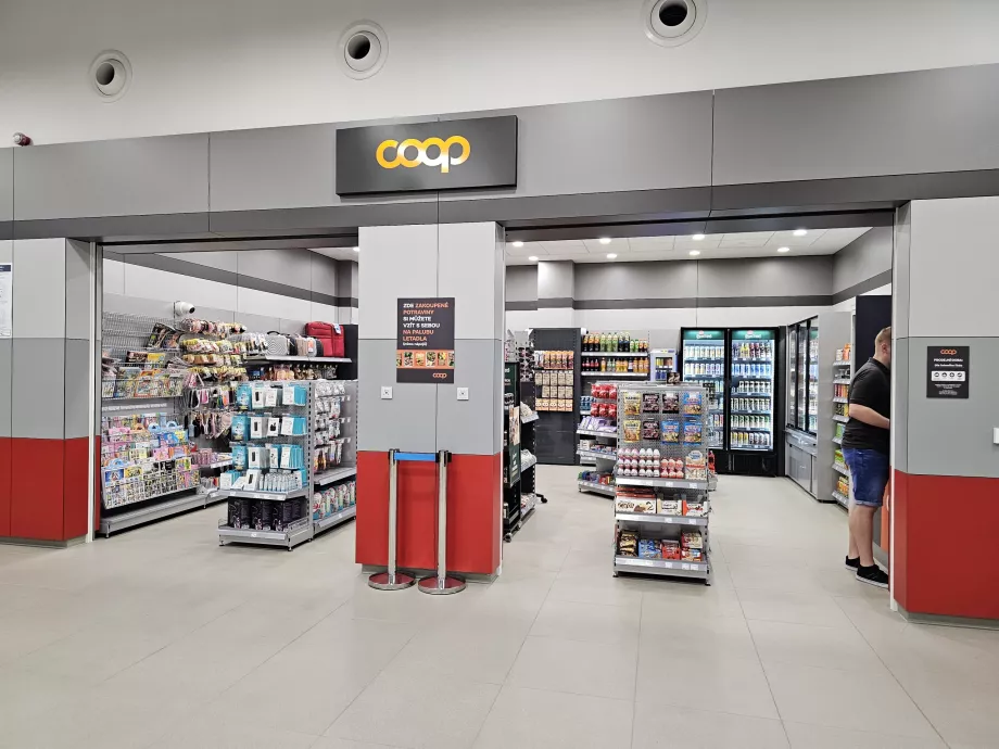 Coop на летище České Budějovice