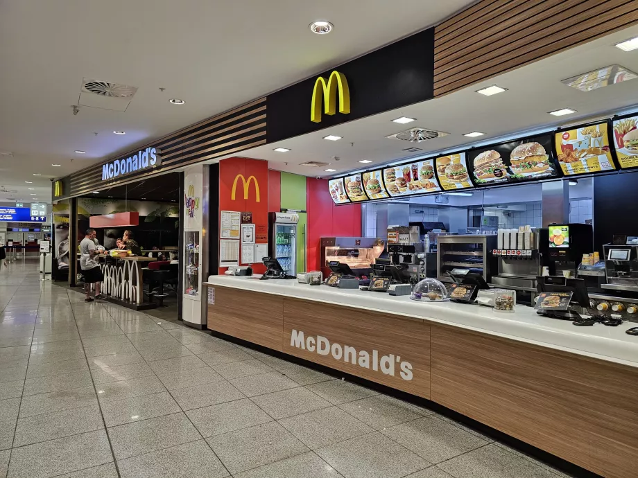 McDonald's, летище Бургас