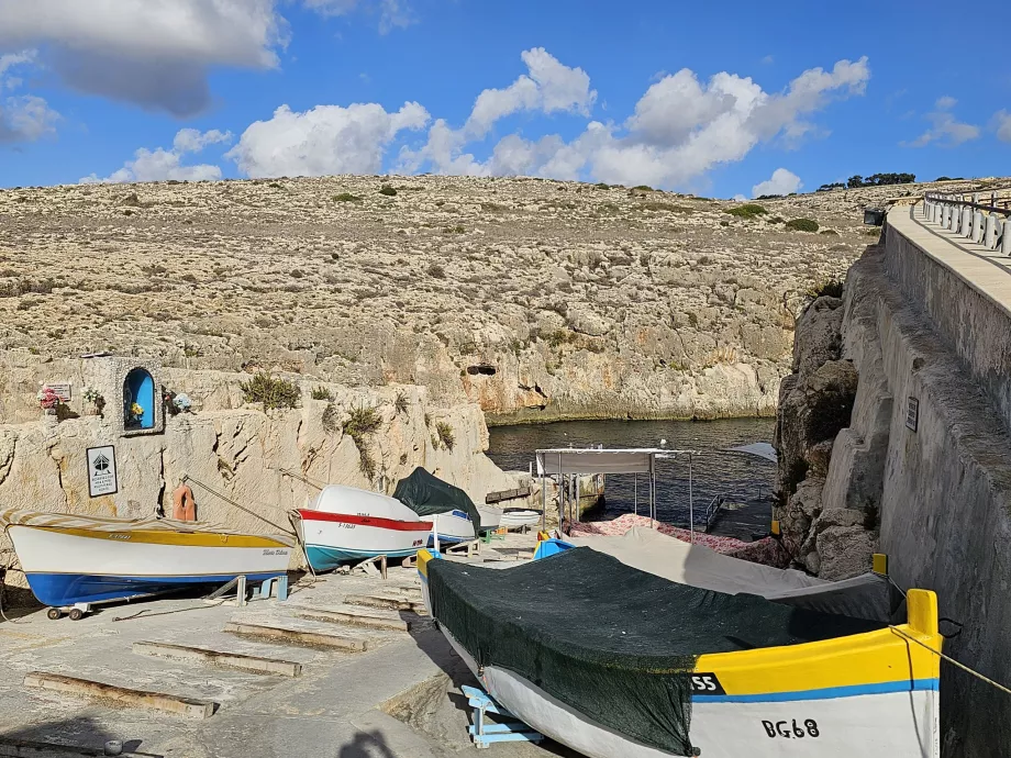 Пристанище Blue Grotto