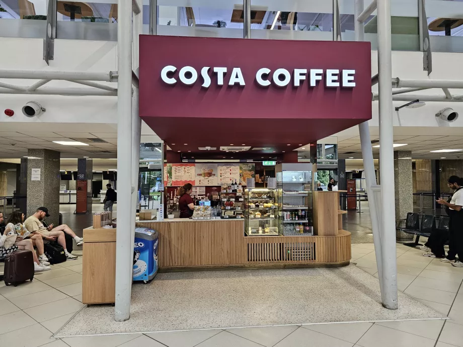 Costa Coffee, Терминал 1