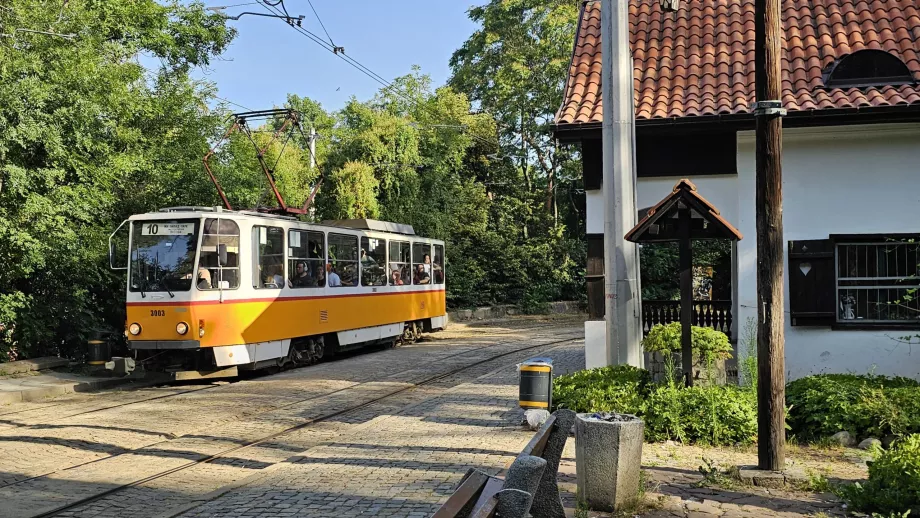 Трамвай в парка Вароша