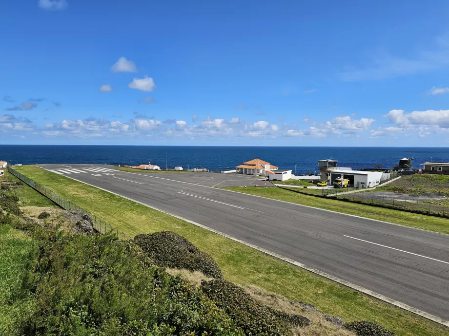 Изглед към летище Corvo Airport